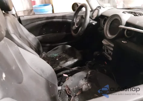 2010 Mini Cooper from USA, damaged, VIN WMWMF3C57ATZ65704